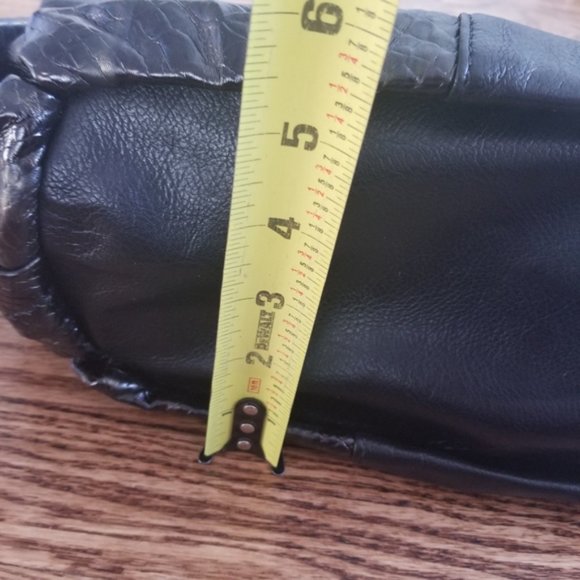 NWT Lavish Snakeskin Look Handbag with Long Strap Reptile Print Everyday Accents - Picture 7 of 8